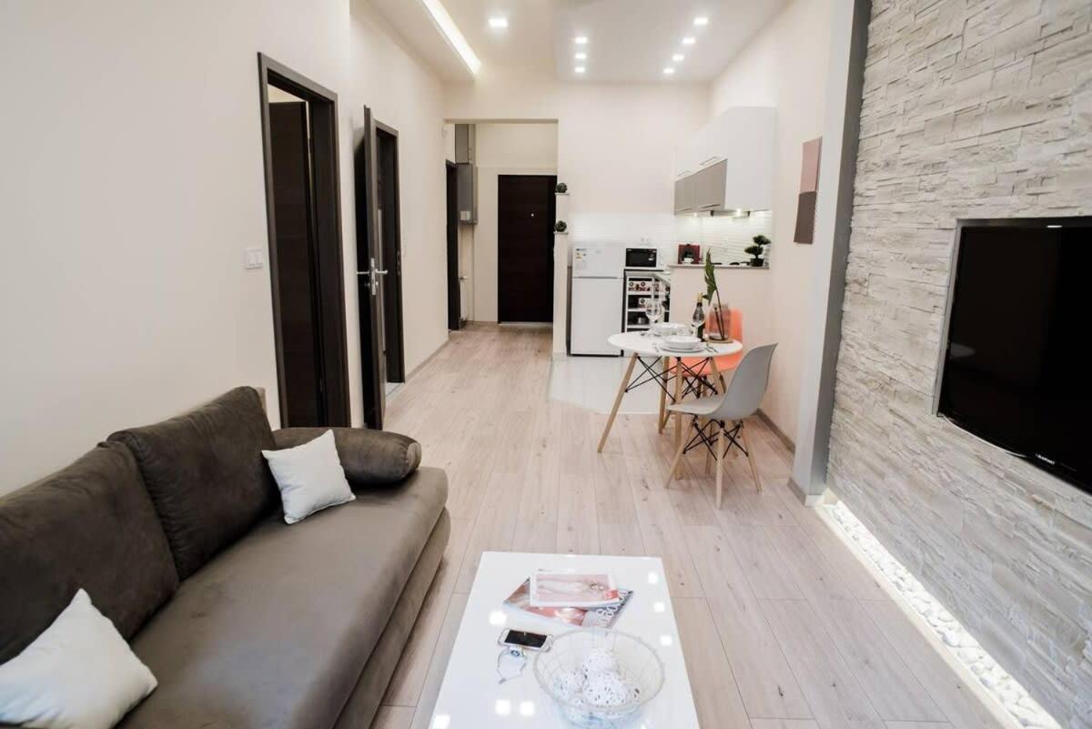 New Luxury Apartment In The Center With A/C Budapest Extérieur photo